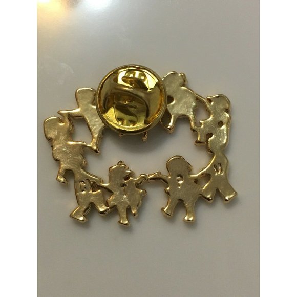 Children Holding Hands Playing Ring Around Rosey Gold Toned CTPM Collectible Pin - Picture 3 of 5